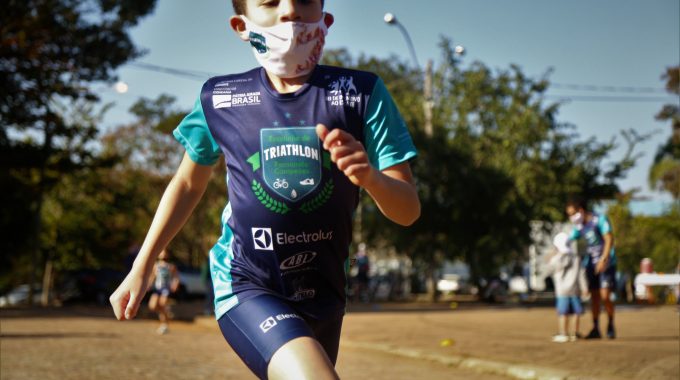 Escolinha De Triathlon Em Campinas Ensina Biomecânica Da Corrida Para Crianças