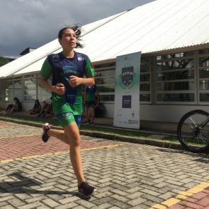 Desafios De Triathlon Estimulam Integração E Desenvolvimento Emocional Das Crianças Em Curitiba