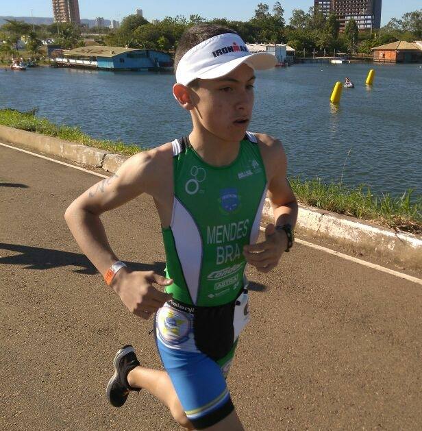 Ciência da vitória: matemática e física turbinam desempenho de aluno da Escolinha de Triathlon