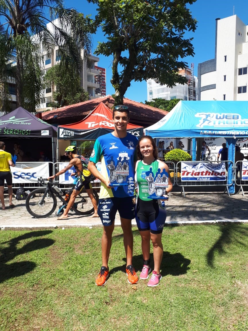 Escolinha de Triathlon conquista dois ouros no tradicional Sesc Triathlon Caiobá