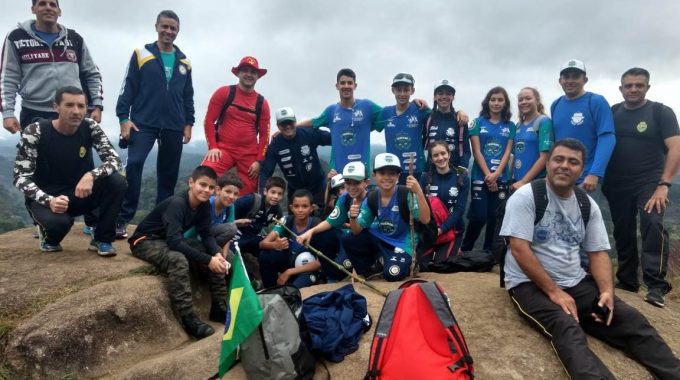 Do Asfalto Para A Montanha: Escolinha De Triathlon Promove Trilhas Com Os Alunos