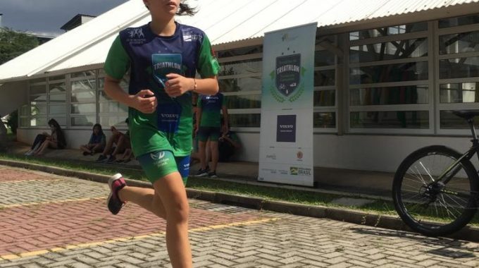 Desafios De Triathlon Estimulam Integração E Desenvolvimento Emocional Das Crianças Em Curitiba
