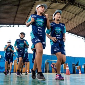 Escolinha De Triathlon Completa Um Ano Em Maracanaú Com Desenvolvimento Social De Crianças