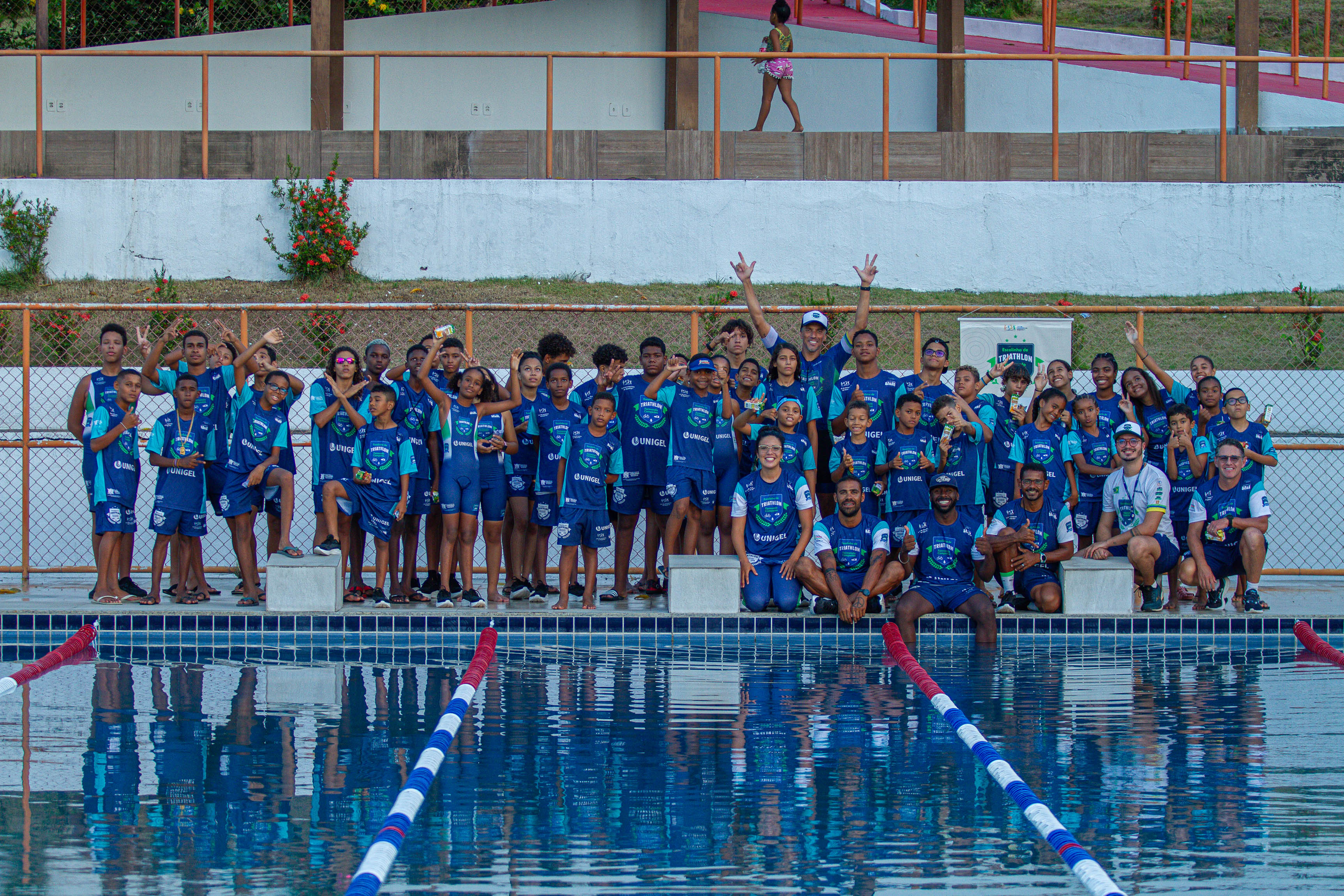 Gestor e padrinho do projeto, Juraci Moreira, faz visita à Escolinha de Triathlon de Laranjeiras (SE)