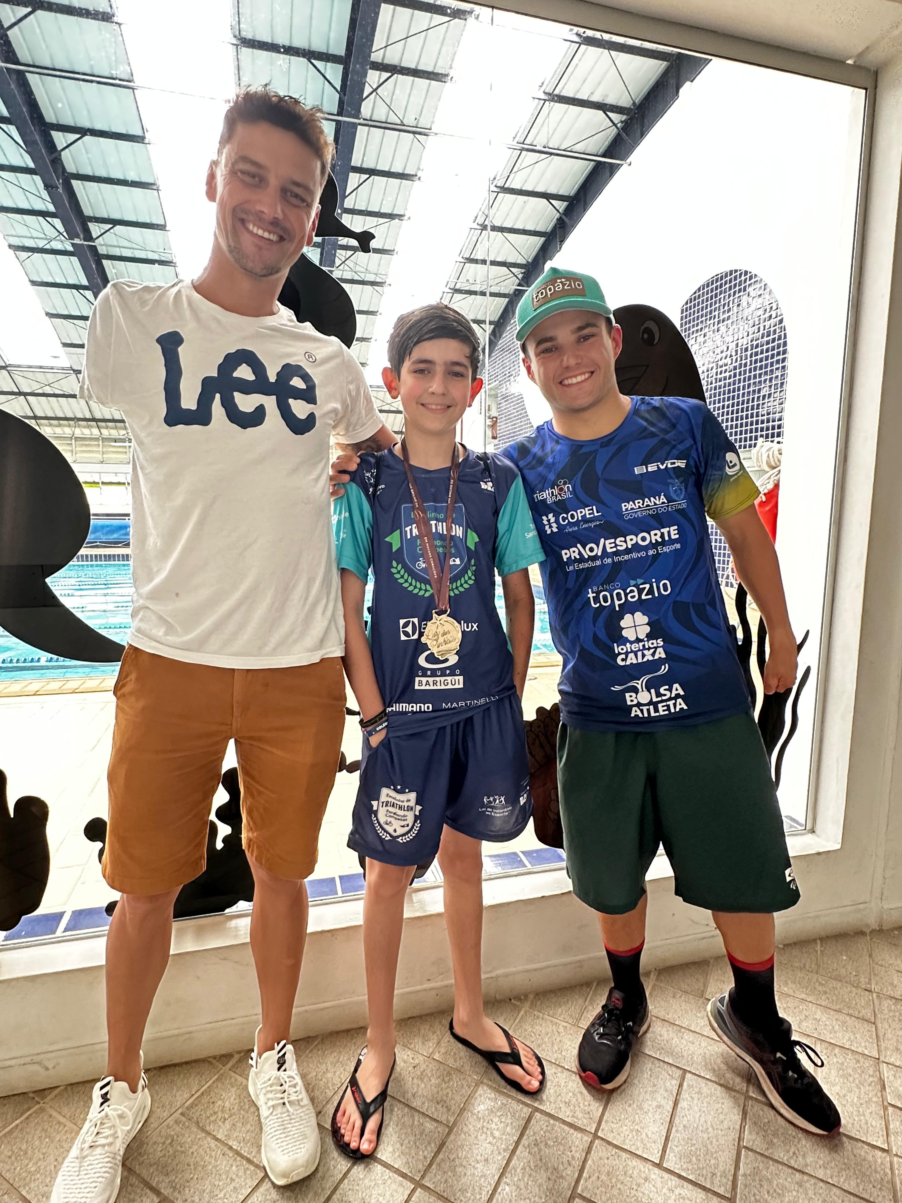 Escolinha de Triathlon de Joinville (SC) recebe visita dos atletas paralímpicos Ronan Cordeiro e Jorge Fonseca