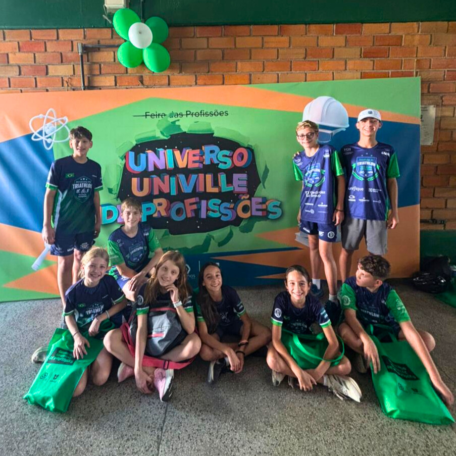 Alunos da Escolinha de Triathlon de Joinville (SC) participam de visita especial ao Universo de Profissões Univille