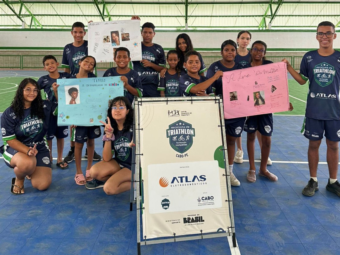 Igualdade de gênero e força feminina são temas de atividade na Escolinha de Triathlon Formando Campeões de Cabo de Santo Agostinho (PE)